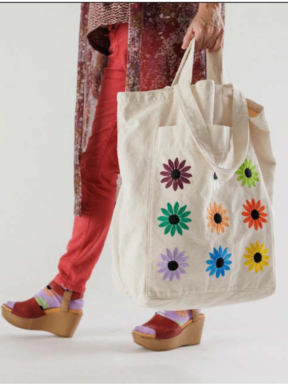 BAGGU GIANT POCKET TOTE - EMBROIDERED DAISY
